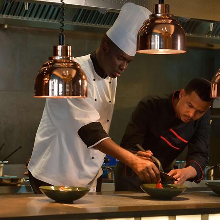 Novotel Kinshasa La Gombe Екстериор снимка