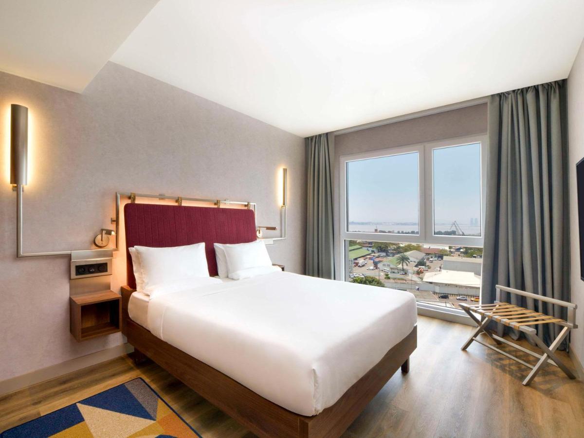 Novotel Kinshasa La Gombe Екстериор снимка